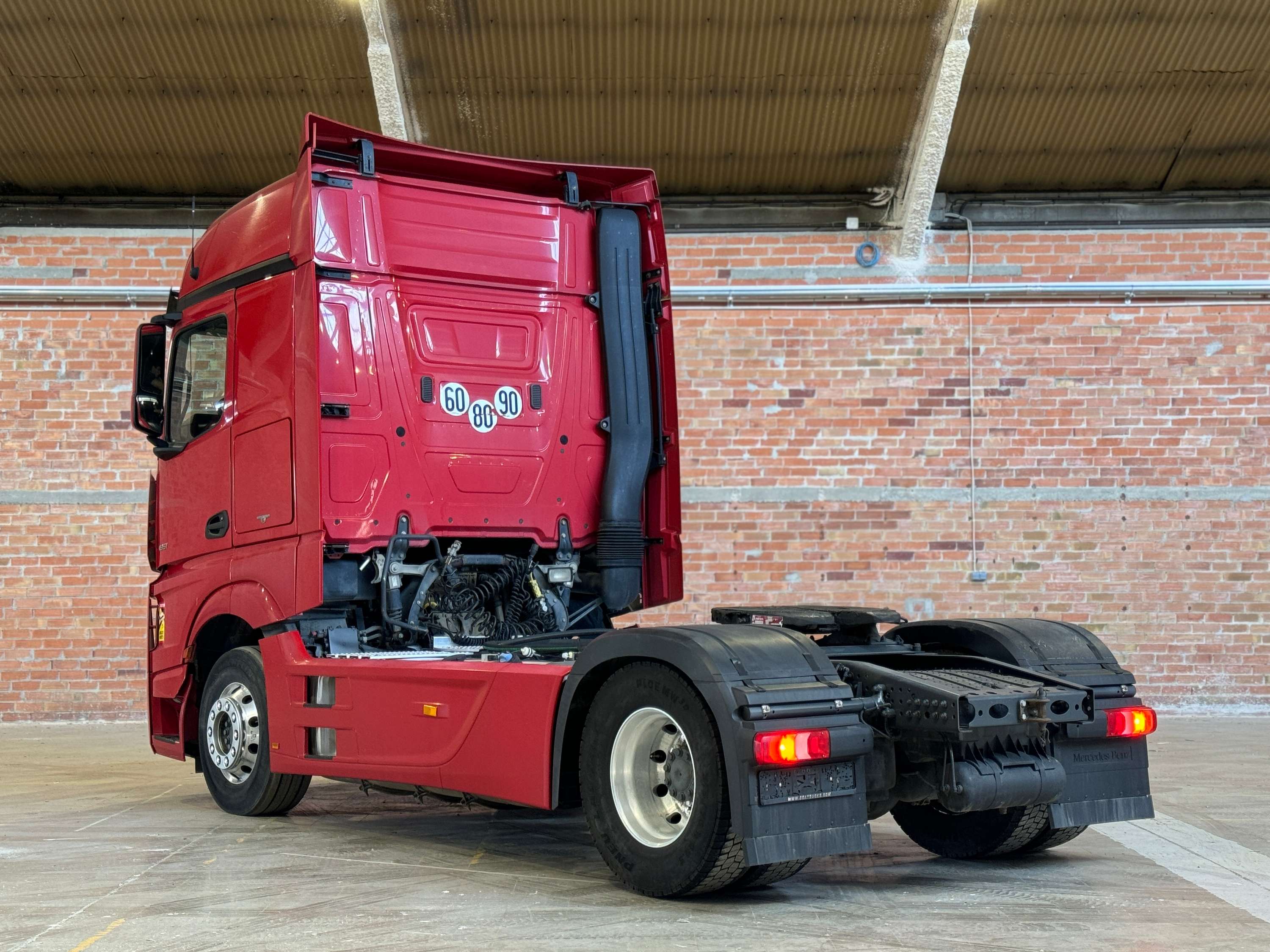 Mercedes Actros 1851 LS 2016 - miniatura 3