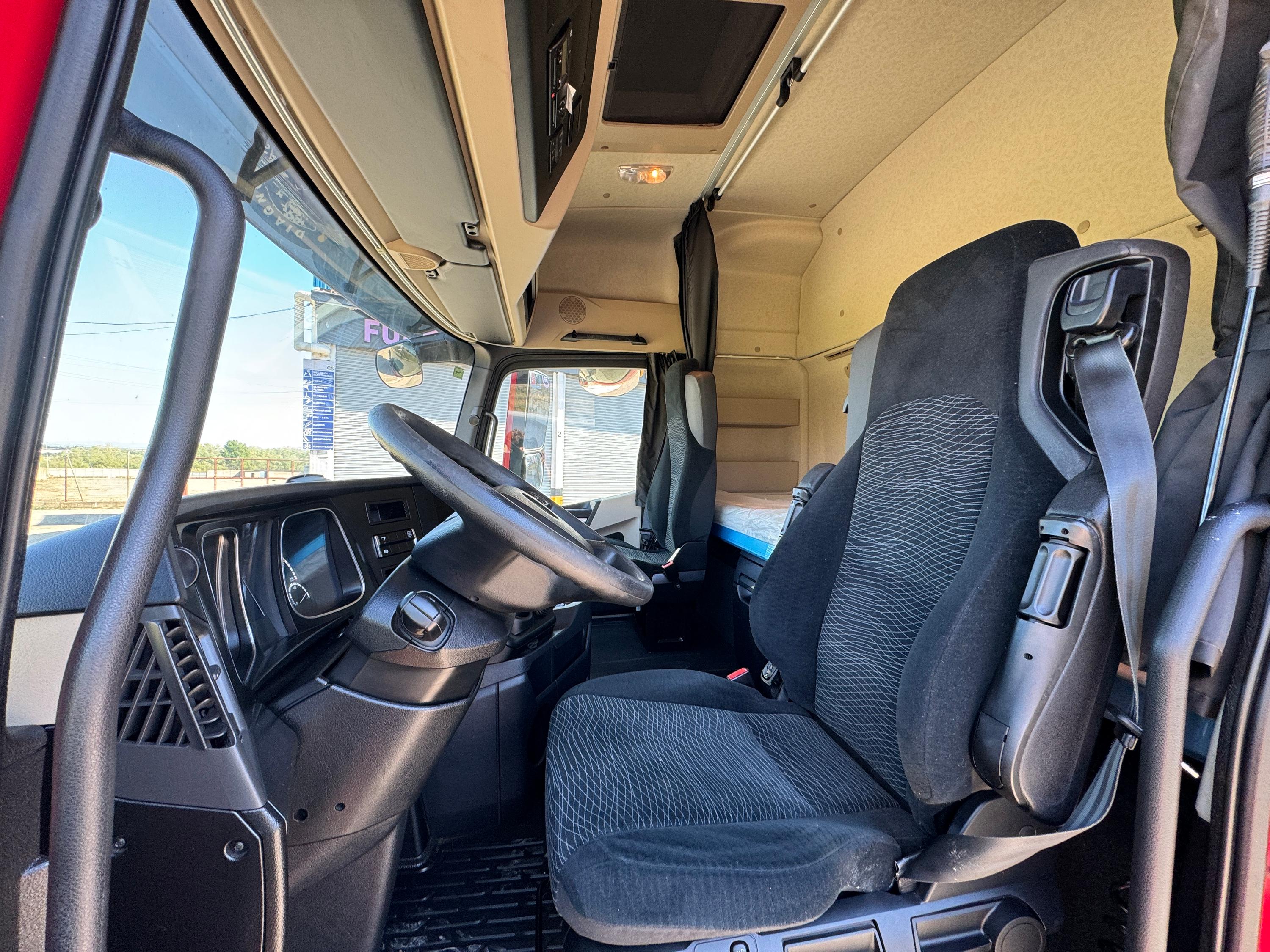 Mercedes Actros 1851 LS 2016 - foto 33